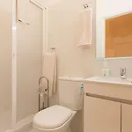 Spacious 3-bedroom Triplex With Terrace In Apartment Lissabon