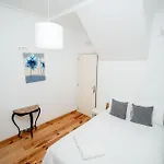 דירה Spacious 3-bedroom Triplex With Terrace In