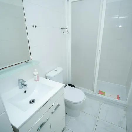 Spacious 3-bedroom 3 Doblebed 1 Sofabed 2 Bathroom Triplex With Terrace In Appartement